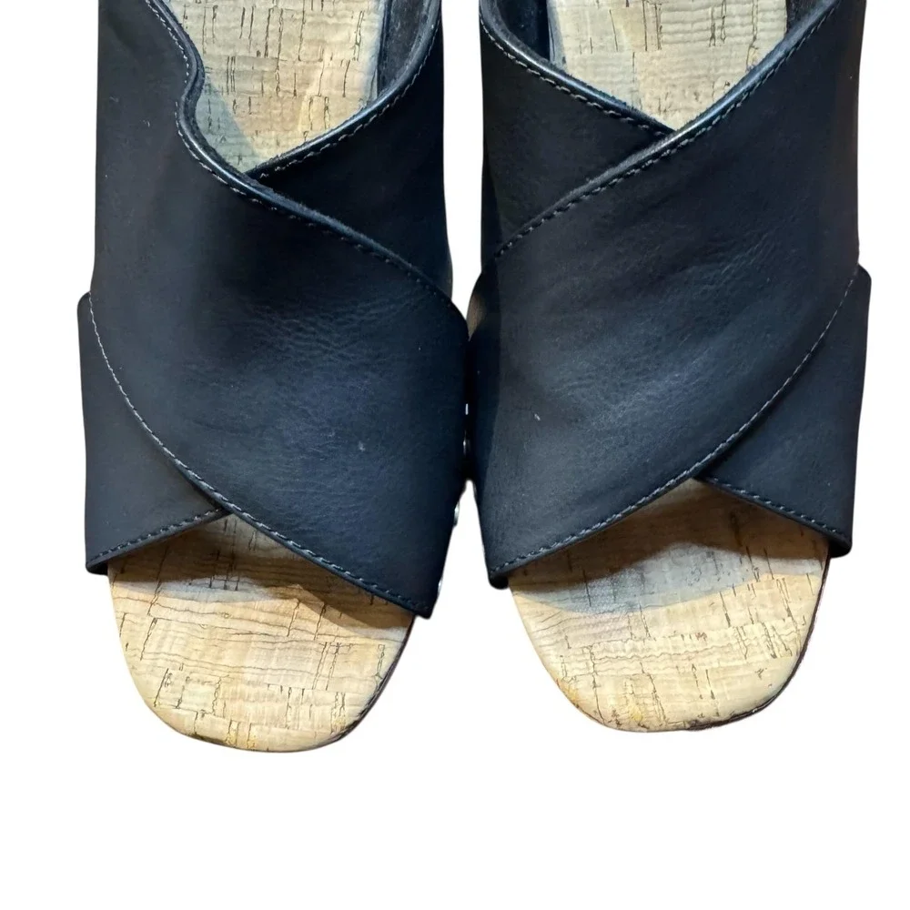 Korks Shoes Womens Size 9 Black Wedge Sandals Platform‎ Mules Studded KR0010809